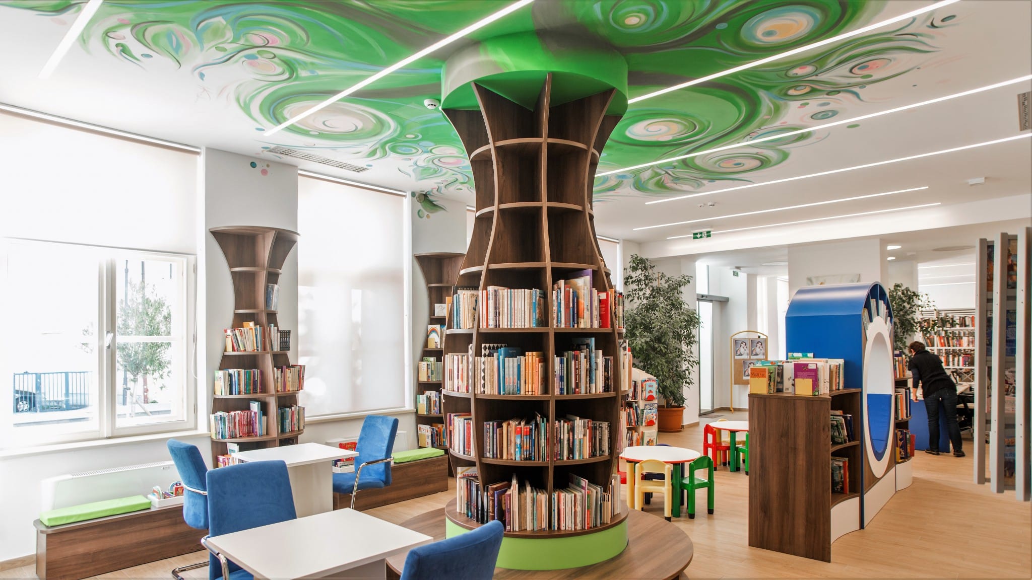 Opremanje knjižnica - novi uredski namještaj u dječjem odjelu gradske knjižnice u Crikvenici Opremanje knjižnice