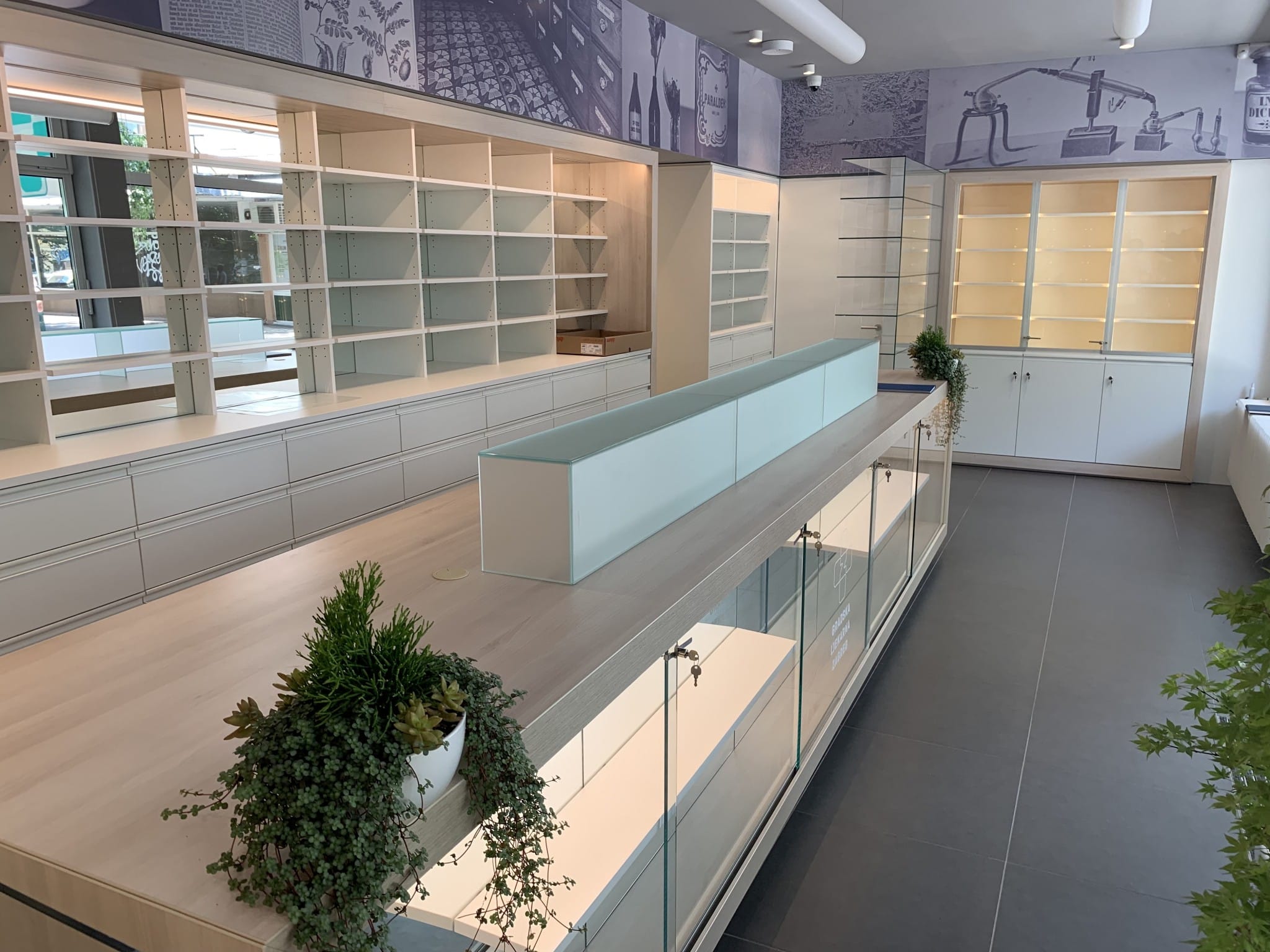 Gradska ljekarna Dubrava Opremanje zdravstvenih ustanova i ljekarni